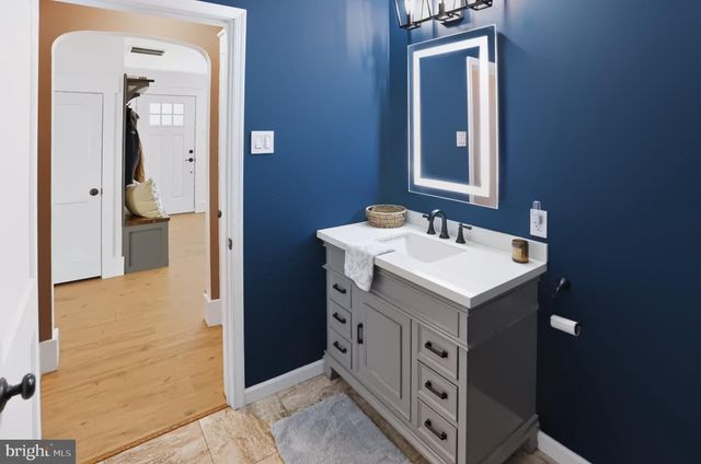 44 WORMAN RD, Douglassville, PA 19518