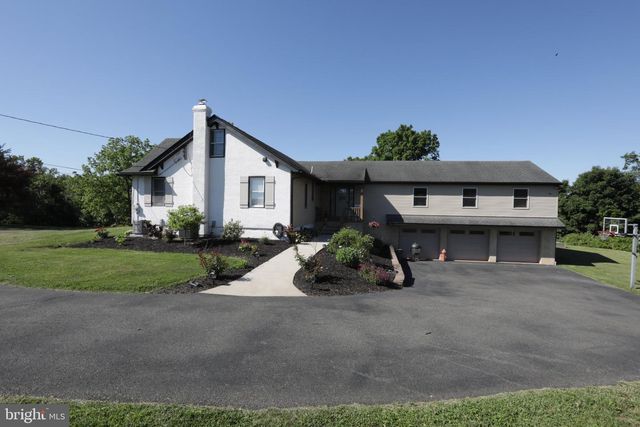 44 WORMAN RD, Douglassville, PA 19518
