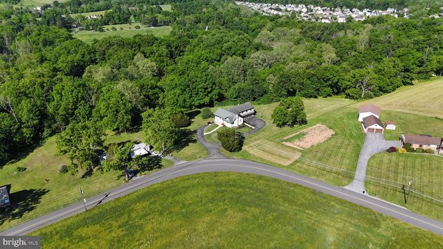 44 WORMAN RD, Douglassville, PA 19518