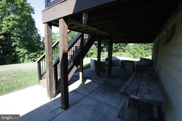 44 WORMAN RD, Douglassville, PA 19518