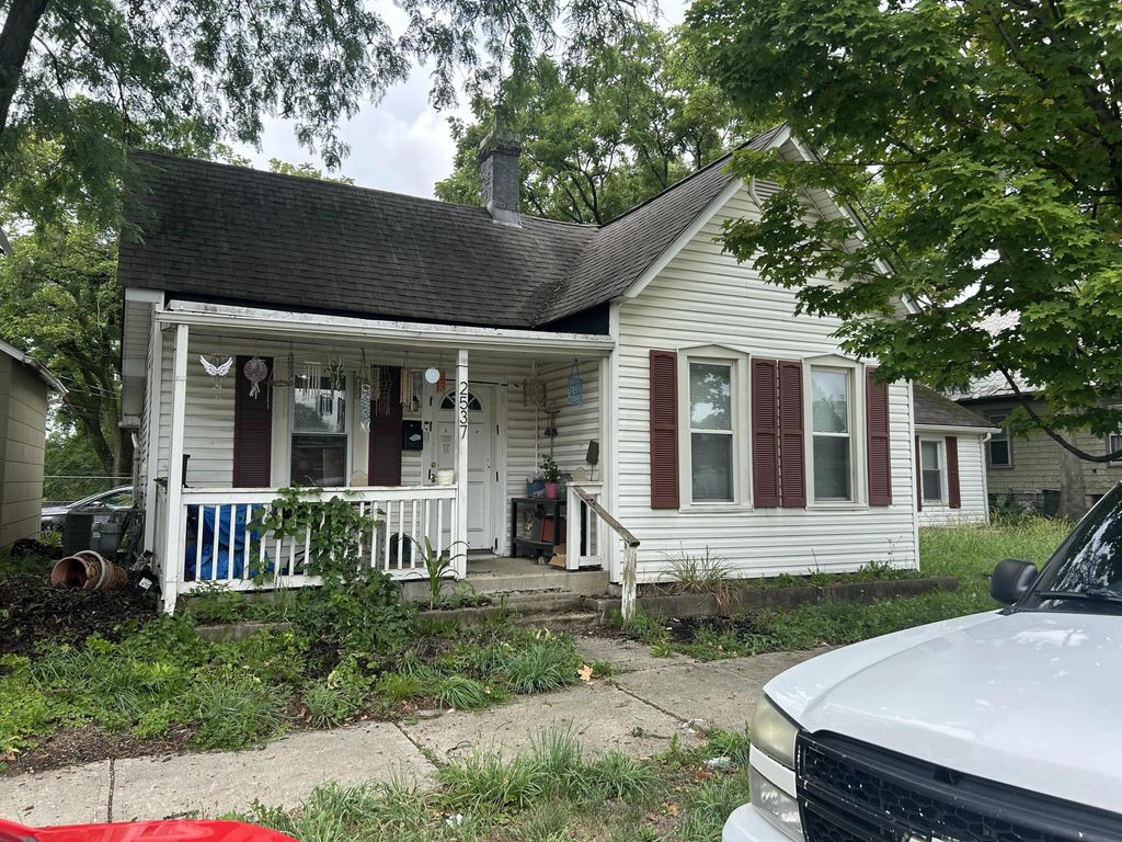 2537 Medary Avenue, Columbus, OH 43202