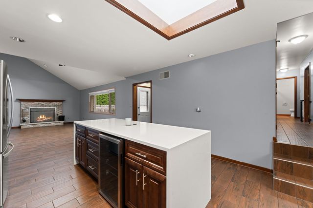 652 Naoma Drive, Crete, IL 60417