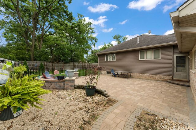 652 Naoma Drive, Crete, IL 60417