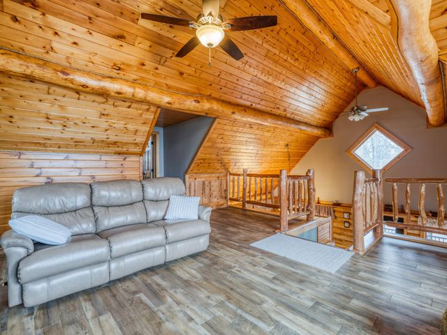 5195 Evergreen Lane NE, Bemidji, MN 56601