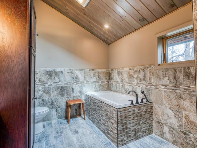 5195 Evergreen Lane NE, Bemidji, MN 56601