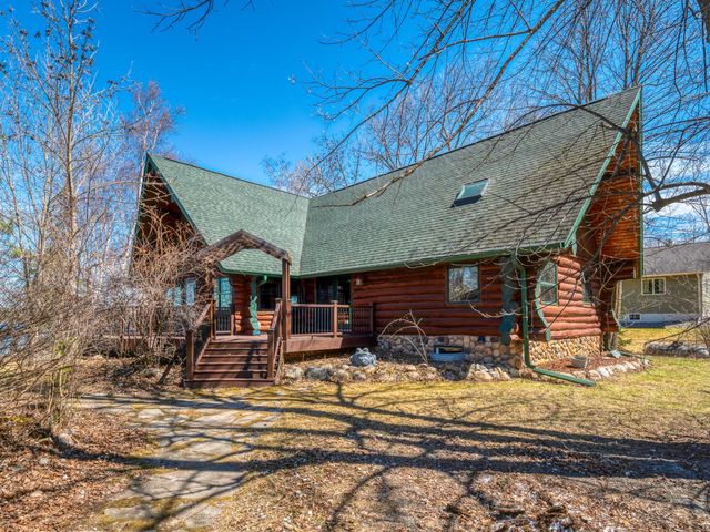 5195 Evergreen Lane NE, Bemidji, MN 56601