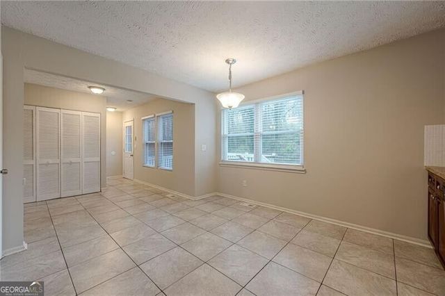 549 Pineland Circle SW, Mableton, GA 30126