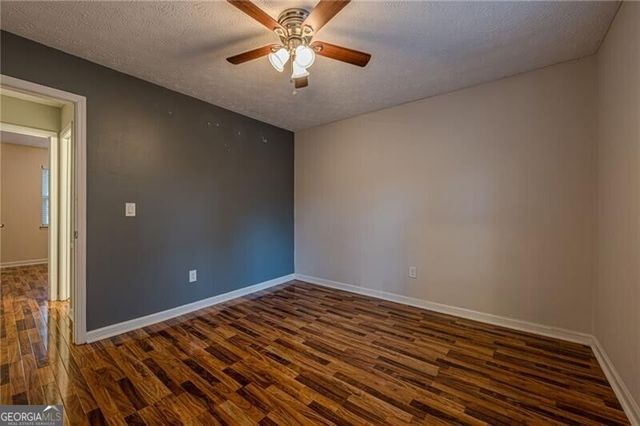 549 Pineland Circle SW, Mableton, GA 30126