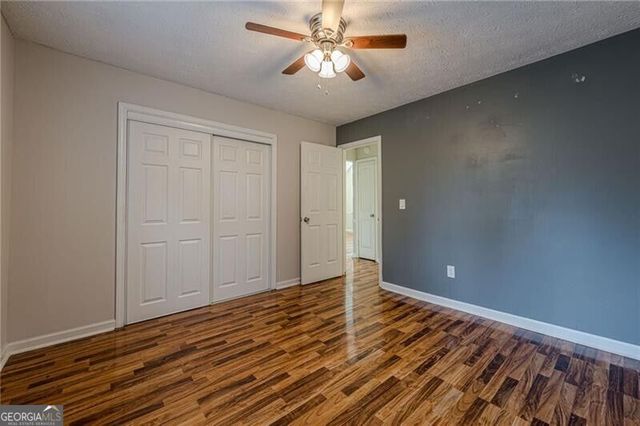 549 Pineland Circle SW, Mableton, GA 30126