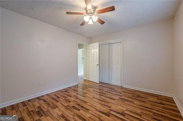 549 Pineland Circle SW, Mableton, GA 30126