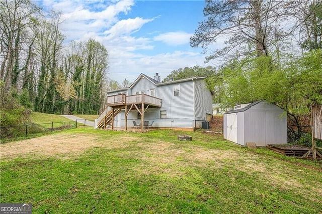 549 Pineland Circle SW, Mableton, GA 30126