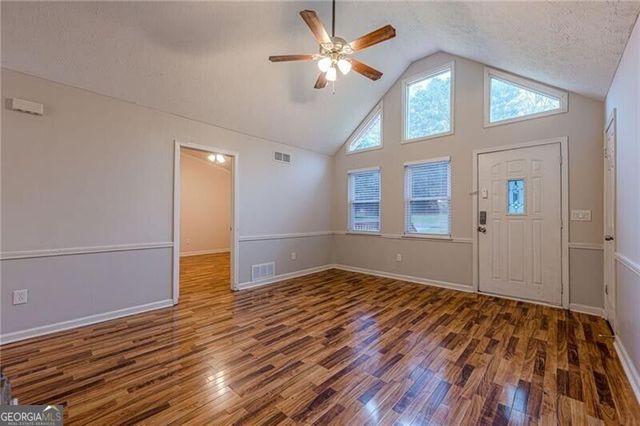 549 Pineland Circle SW, Mableton, GA 30126