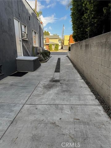 341 Redondo, Long Beach, CA 90814