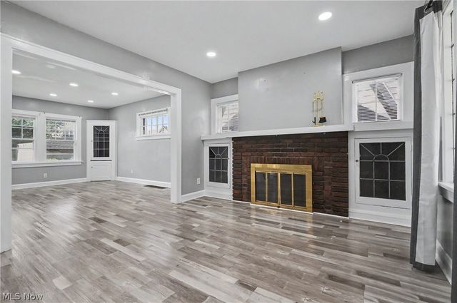 3394 Lownesdale Road, Cleveland Heights, OH 44112
