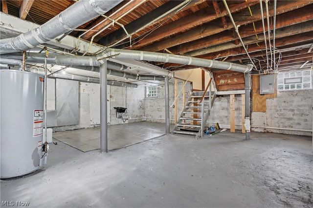 3394 Lownesdale Road, Cleveland Heights, OH 44112