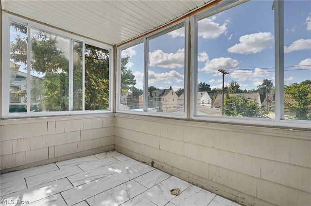 3394 Lownesdale Road, Cleveland Heights, OH 44112