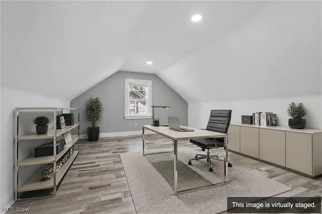 3394 Lownesdale Road, Cleveland Heights, OH 44112