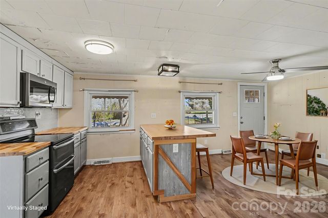 139 Blackburn Drive, Grover, NC 28073