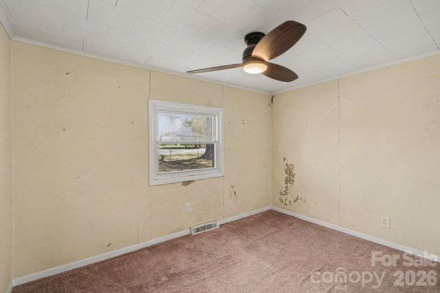 139 Blackburn Drive, Grover, NC 28073