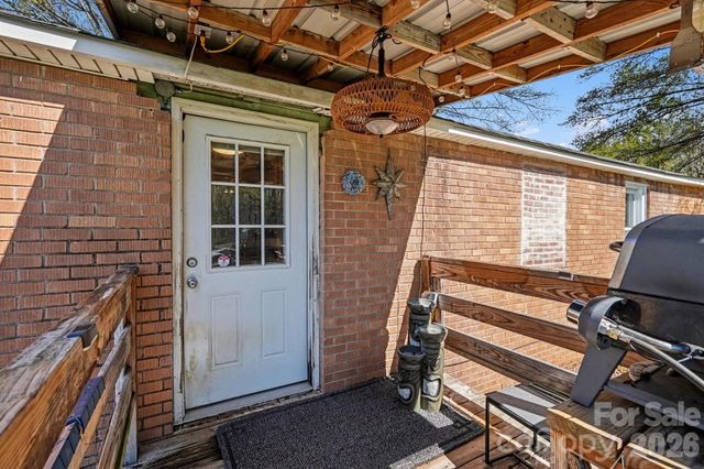 139 Blackburn Drive, Grover, NC 28073