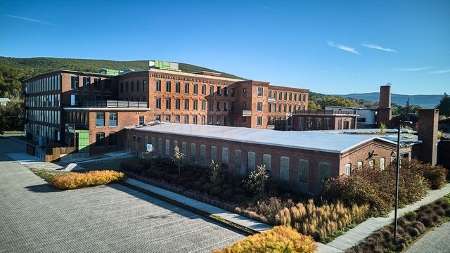 520 State Road 402, North Adams, MA 01247