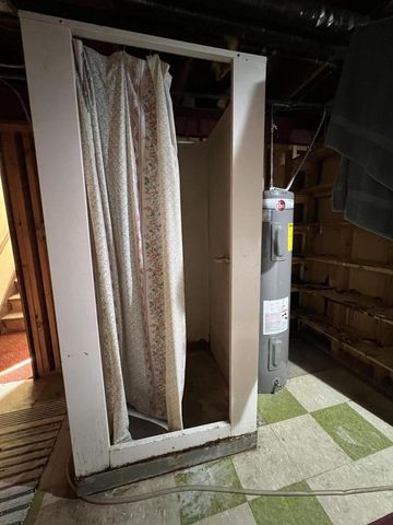 W339S2750 County Road C, Oconomowoc, WI 53066