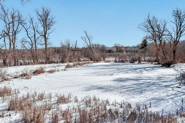 W339S2750 County Road C, Oconomowoc, WI 53066