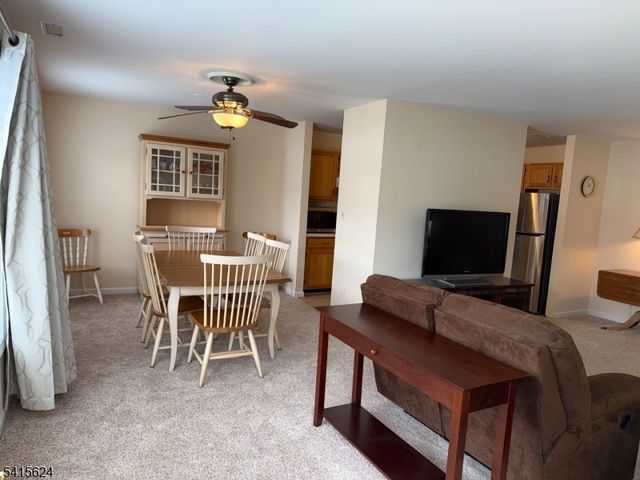 5 Chanda Ct 5, Clifton City, NJ 07012