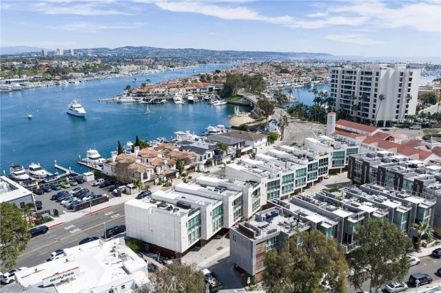 3351 Via Lido, Newport Beach, CA 92663