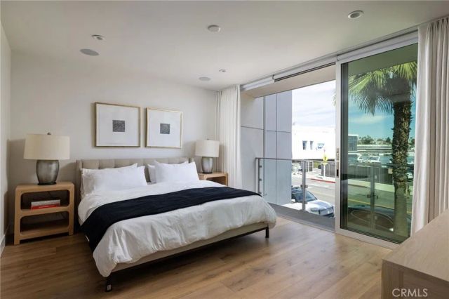 3351 Via Lido, Newport Beach, CA 92663