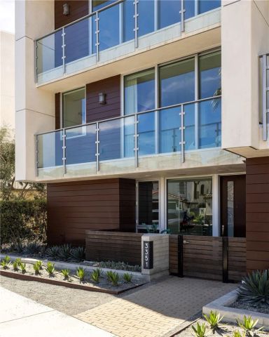 3351 Via Lido, Newport Beach, CA 92663