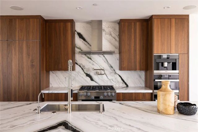 3351 Via Lido, Newport Beach, CA 92663