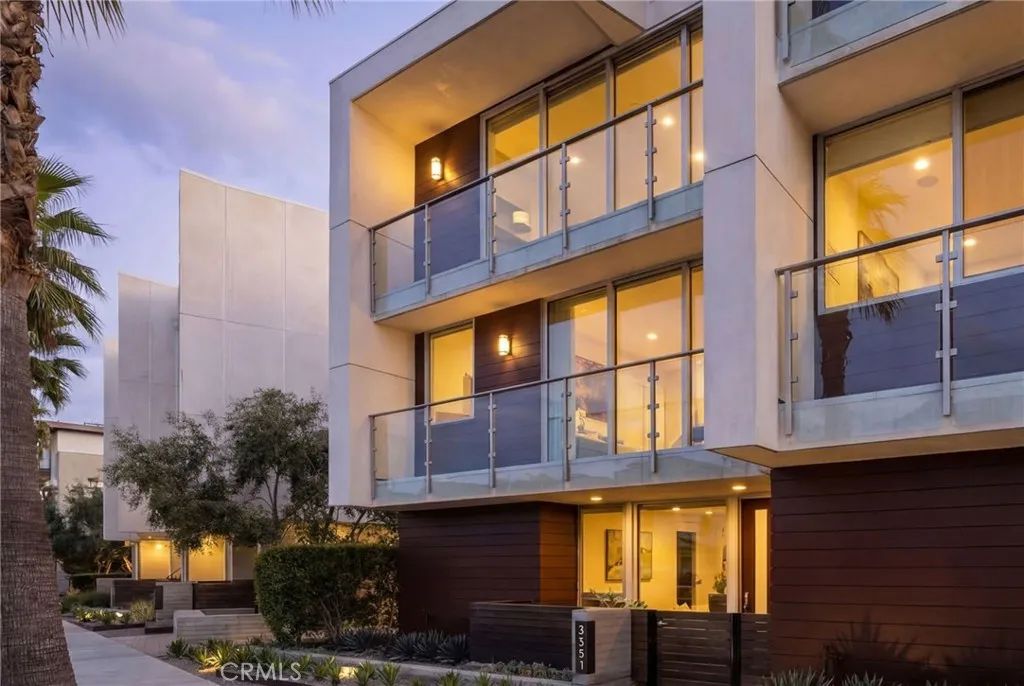 3351 Via Lido, Newport Beach, CA 92663