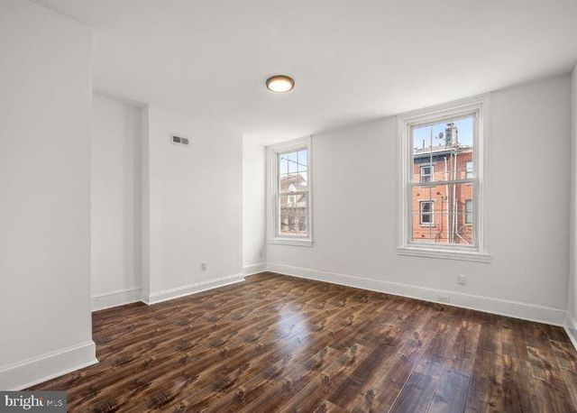 985 N 5TH ST, Philadelphia, PA 19123