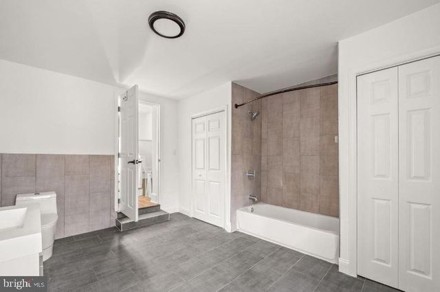 985 N 5TH ST, Philadelphia, PA 19123