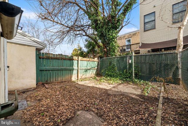 985 N 5TH ST, Philadelphia, PA 19123