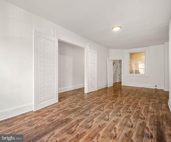 985 N 5TH ST, Philadelphia, PA 19123