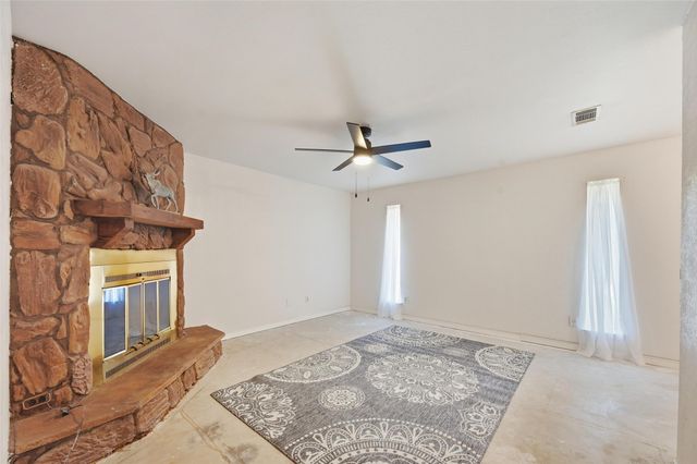 3901 Lynnwood Drive, Rowlett, TX 75088