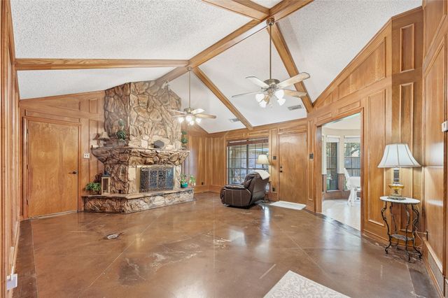 3901 Lynnwood Drive, Rowlett, TX 75088