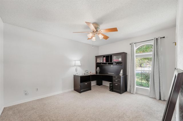 3901 Lynnwood Drive, Rowlett, TX 75088