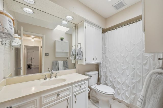 3901 Lynnwood Drive, Rowlett, TX 75088