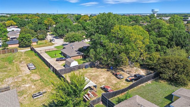 3901 Lynnwood Drive, Rowlett, TX 75088