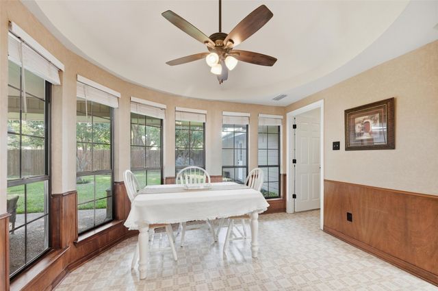 3901 Lynnwood Drive, Rowlett, TX 75088