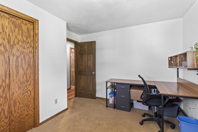 1595 NELSON COURT, Neenah, WI 54956