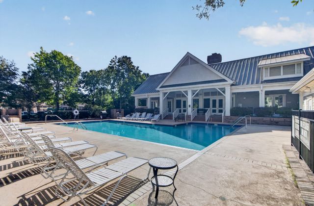 2244 Ashley Crossing Drive 521, Charleston, SC 29414