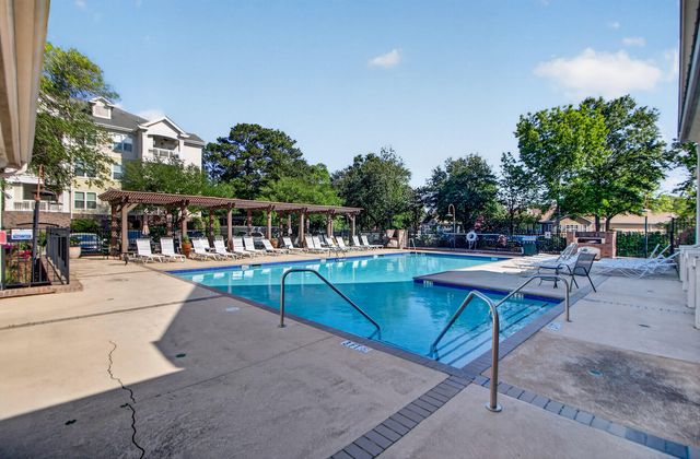 2244 Ashley Crossing Drive 521, Charleston, SC 29414