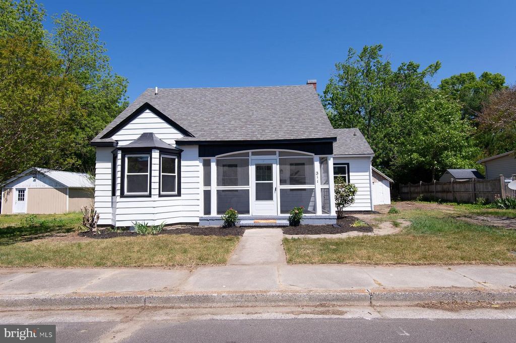 311 MAPLE AVE, Federalsburg, MD 21632