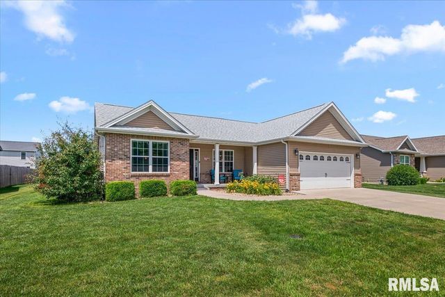 1815 PRAIRIE VISTA Drive, Chatham, IL 62629