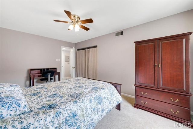 4392 Chateau De Ville Drive E, Unincorporated, MO 63129