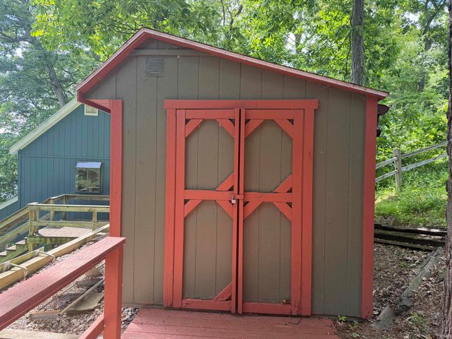 15251 12th Road, Plymouth, IN 46563
